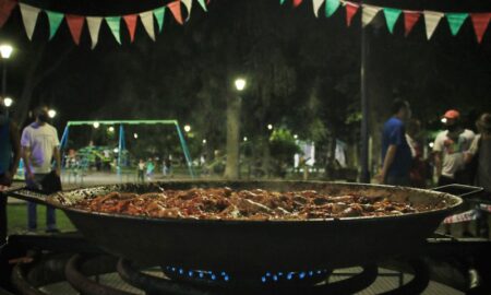 Gran Paila Con Chorizos