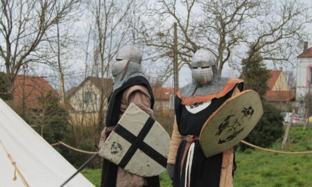 Representacion De Un Combate Medieval