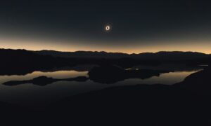 Eclipse Publicado Por El Planetario De La Plata