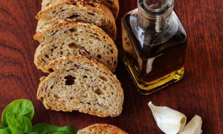 Pan Y Ajo Pan Rebanado Con Ajo Y Aceite De Oliva