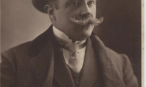 Adolfo Primavesi Director Plazas Y Paseos