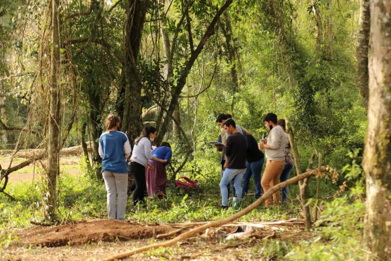 Trabajo De Capacitación En El Monte