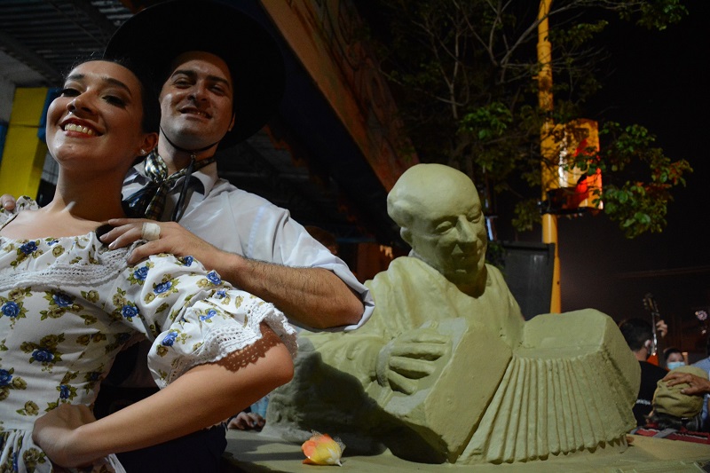 Escultura De Tránsito Cocomarola
