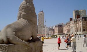 Mar Del Plata Ya Se Prepara Para El Verano. Autor: Erik Stattin, Cc By Sa 2.0