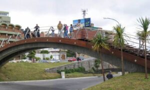 Puente De Los Candados Mar Del Plata Paseo Davila