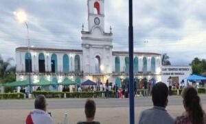 Cabildo En El Parque Historico Y Tematico
