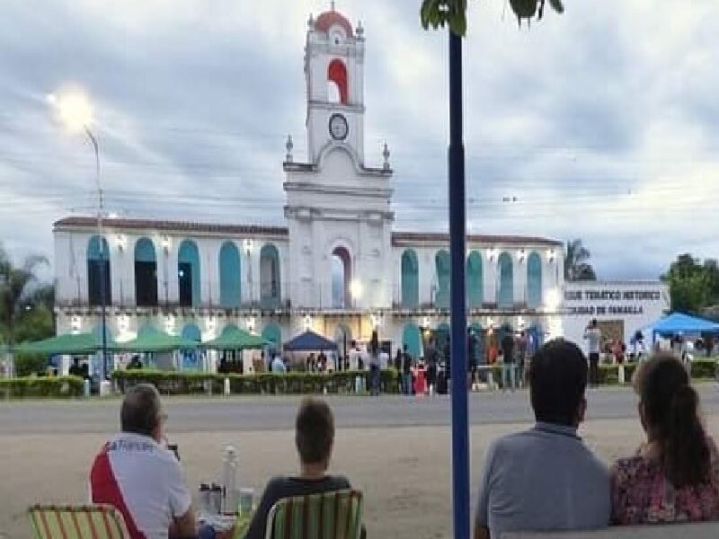 Cabildo En El Parque Historico Y Tematico