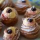 Zeppole Presentación En Plato