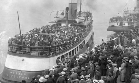 Barco Con Inmigrantes Italianos