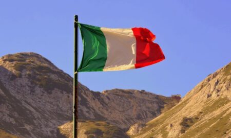 2 De Junio Italia Coliseo