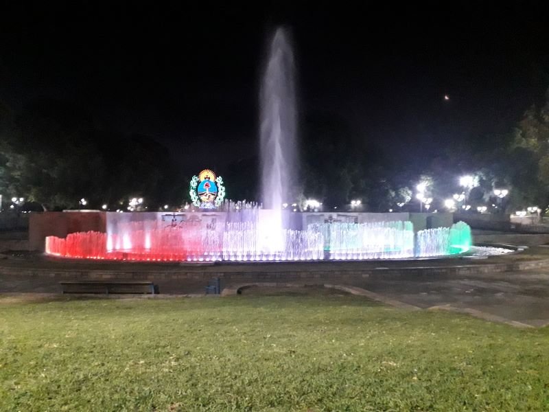 Los Festejos Plaza Independencia Italiana