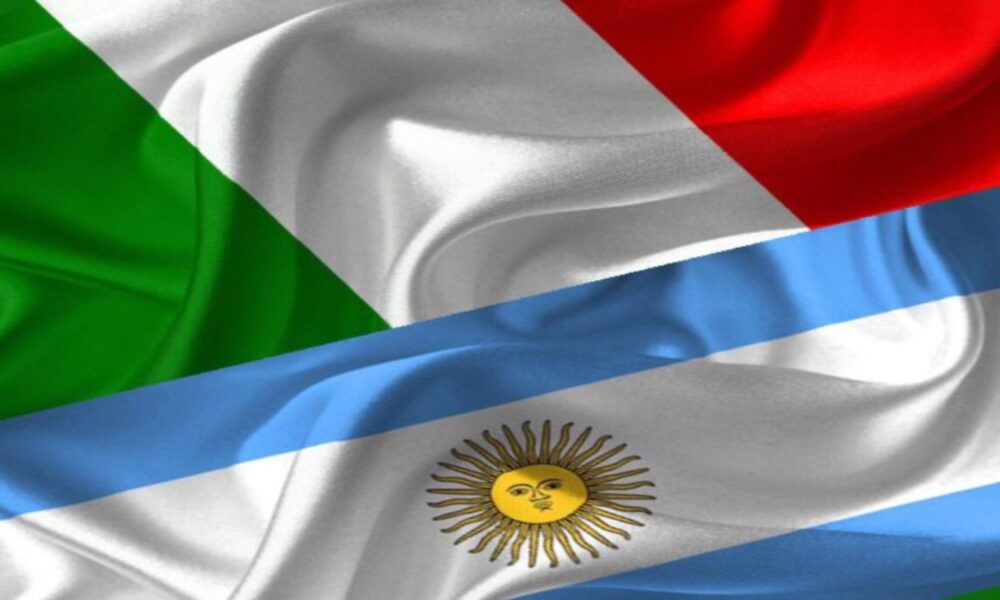 Banderas De Italia Y Argentina Unidas