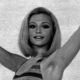 Raffaella Carrà Singing