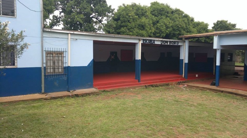 Fachada Del Colegio