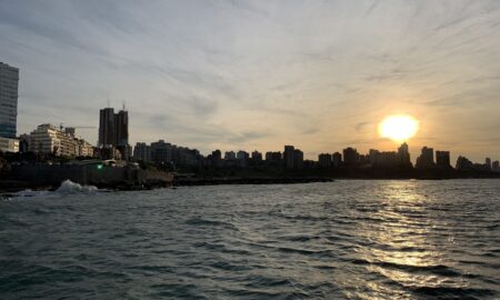Vista De Mar Del Plata En El Aterdecer