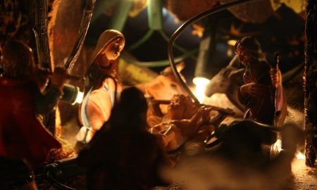 Navidad - El pesebre representa el nacimiento de Jesús.