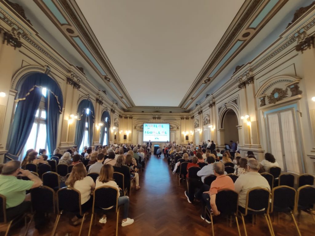 Jornada de la mujer - Salon Dorado Unione Y Estelle