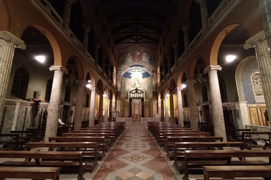 Chiesa Nazionale Argentina - Altar Y Naves Laterales