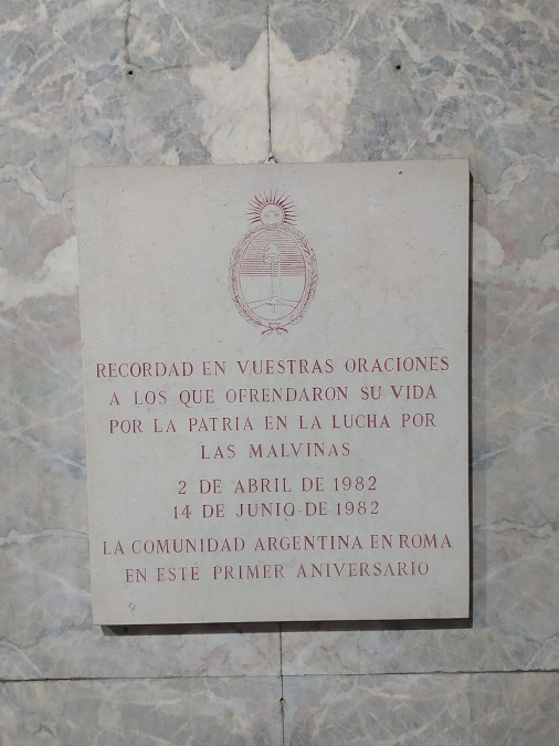 Chiesa Nazionale Argentina - Homenaje A Malvinas