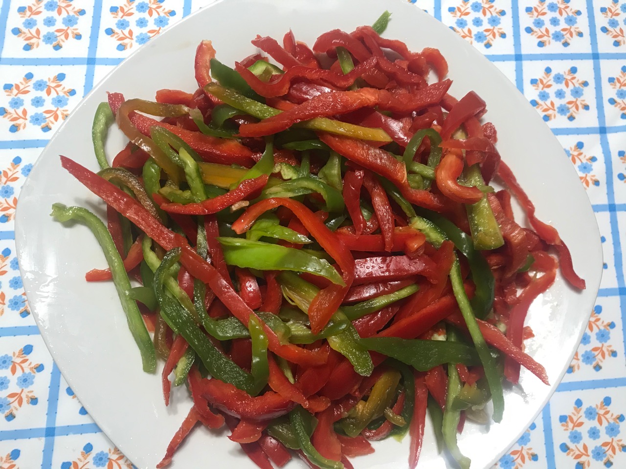 Peperoni E Patate - Morrones Cortados