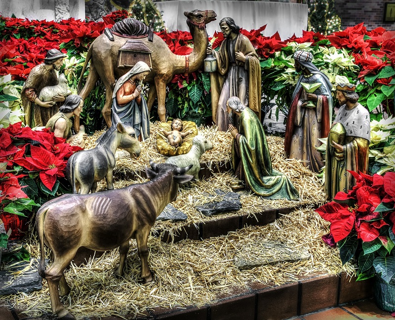 Árbol de Navidad - Pesebre De Navidad Con Figuras.