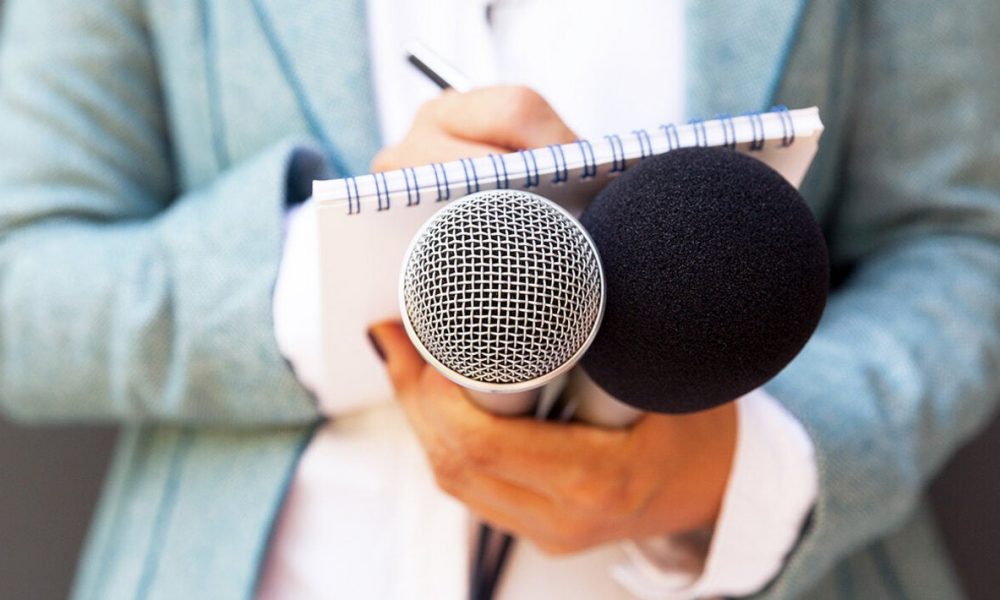 Periodismo - Microfonos