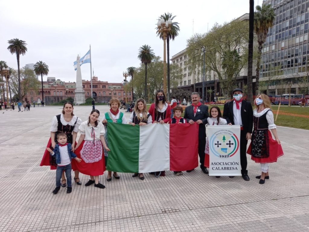 Colectividades - Asociación Calabresa