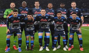 Diego - Napoli Homenajeó A Diego Maradona Con Una Camiseta