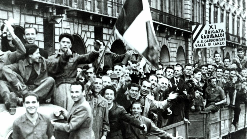 Liberazione - Liberazione Marcha Tras La Liberacion
