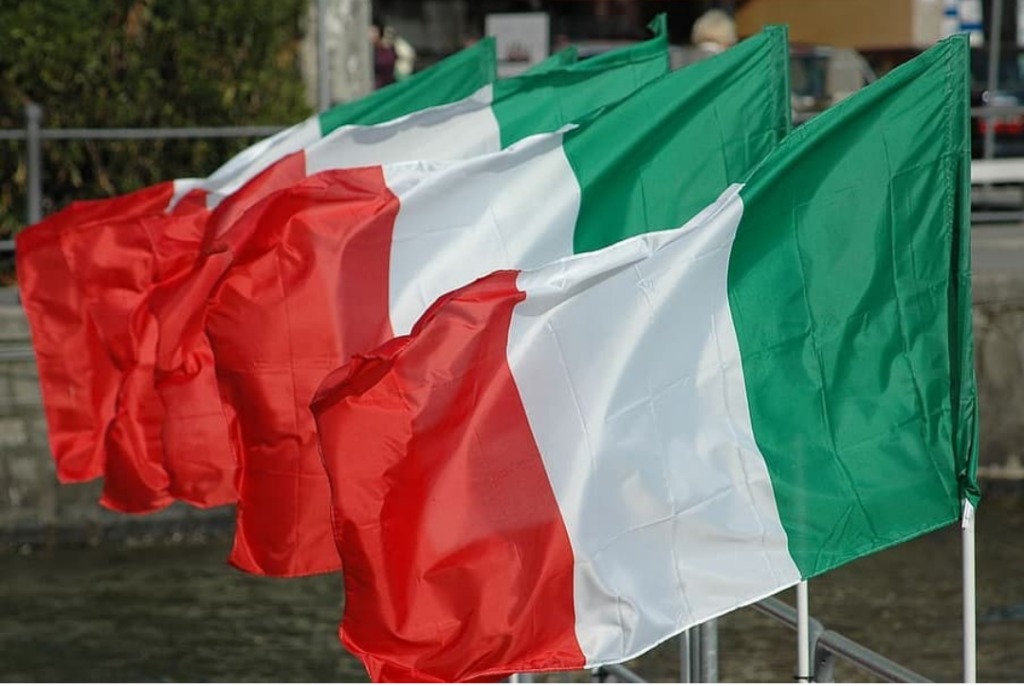 Un Banderin Calabres -Banderas Italianas