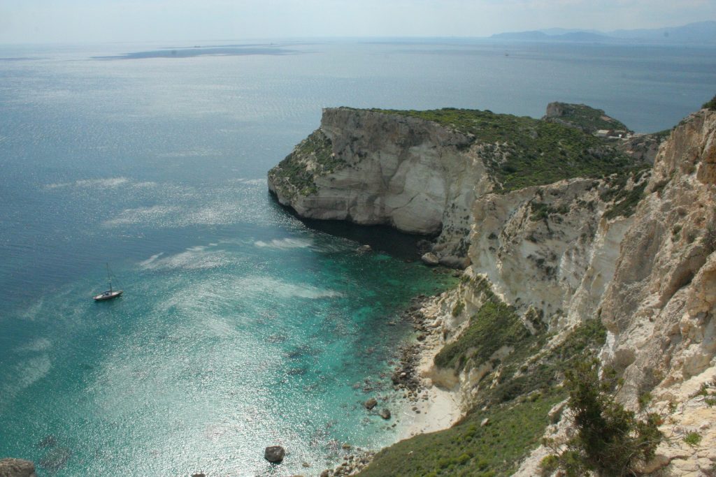 il promontorio su cui sorge la sella del diavolo