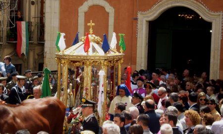 Inizio della processione nella festa di Sant'Efisio