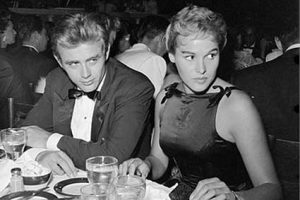 James Dean e Anna Maria Pierangeli (Fonte Cinecum) James Dean e Anna Maria Pierangeli (Fonte Cinecum)