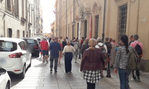 Cagliari, Castello, turisti, strada, automobili