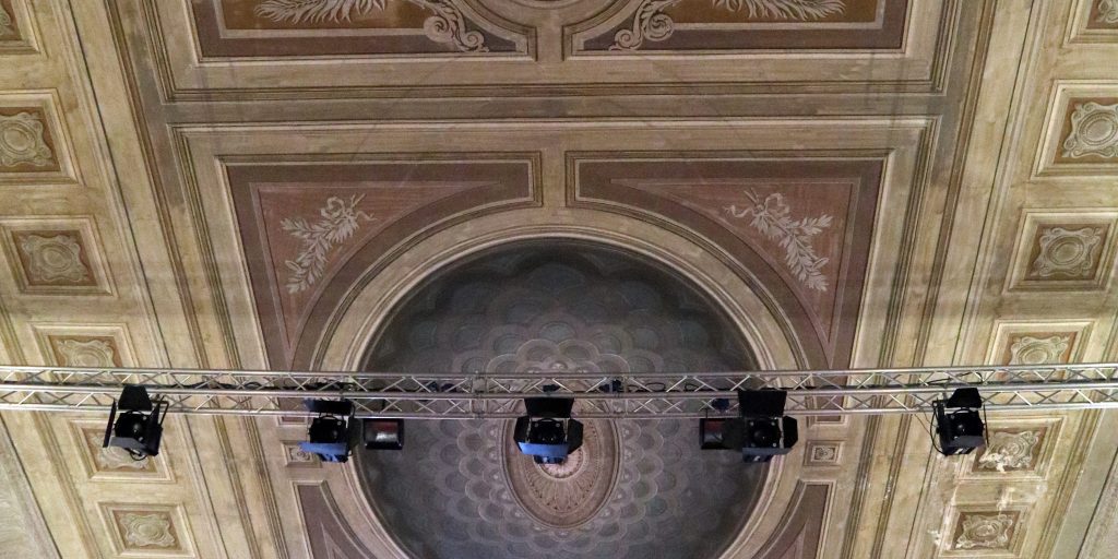 Dettaglio decorazioni Teatro delle Saline