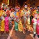 Carnevale Cagliari maschere colorate e tamburi
