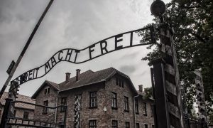 Shoah - Cancello Auschwitz
