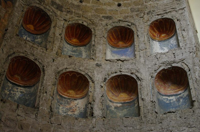 Chiesa dei Ss. Rufo e Carponio - dettagli interni