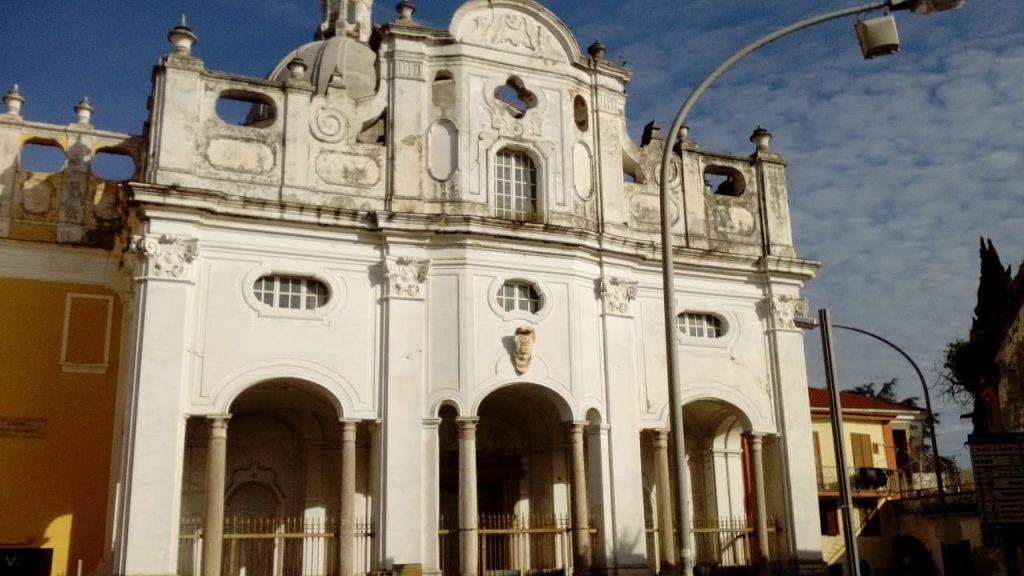 Facciata della chiesa di Santa Maria delle Dame Monache