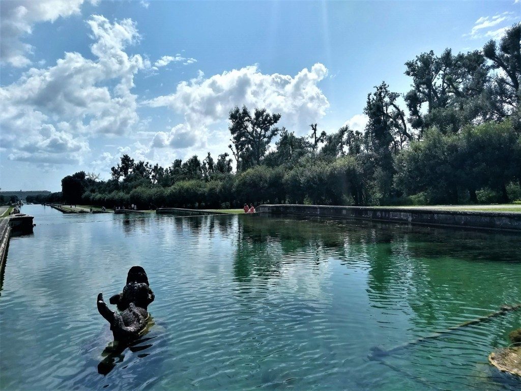 Via dell'Acqua - Vasca Della Reggia