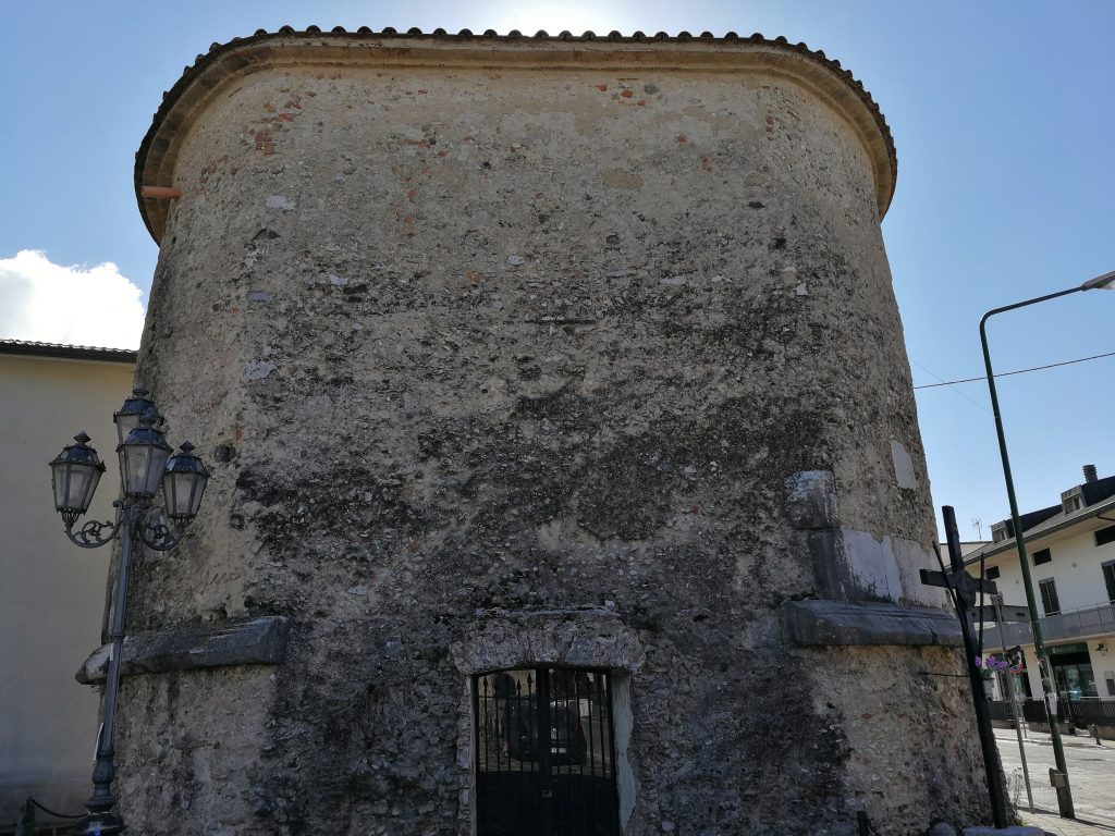 Il Mausoleo Di Alife, veduta frontale