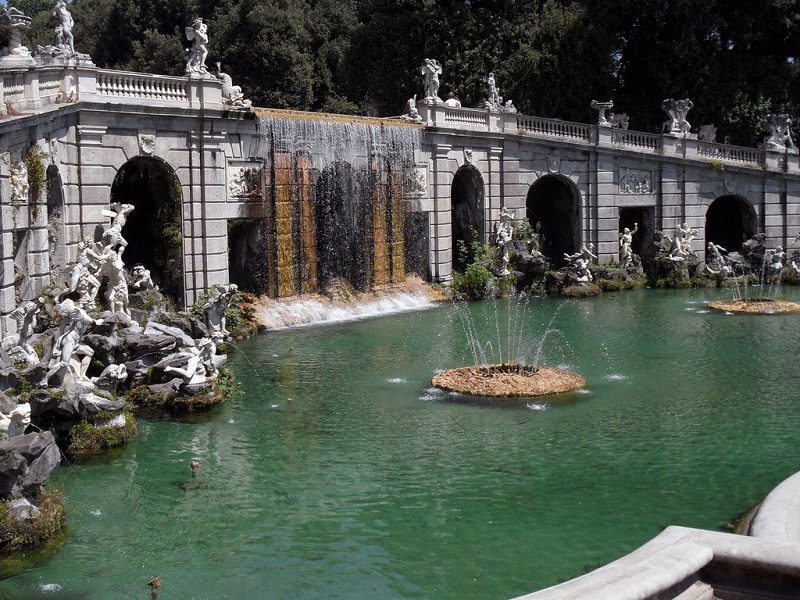 Fontana Di Eolo