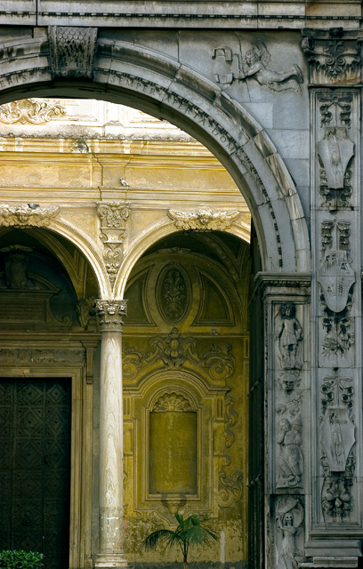 Chiesa dell'Annunziata Aversa - Arco Dell'annunziata