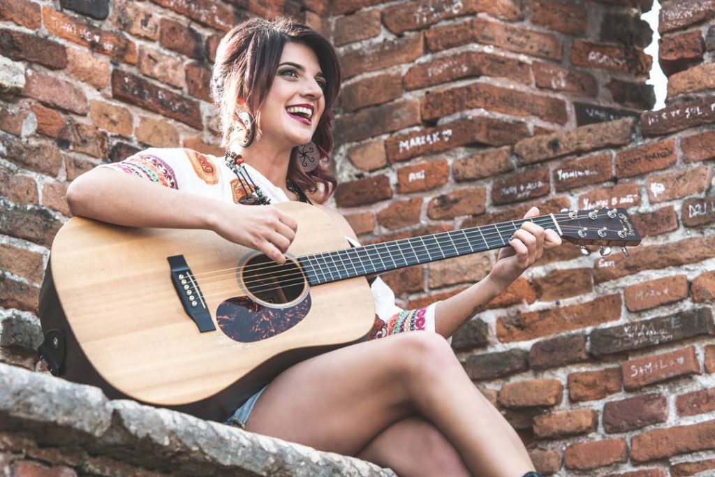Notte Bianca di Caserta 2019, la cantautrice casertana Tonia Cestari