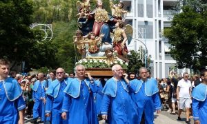 Chiesa Madre - Madonna Assunta in processione
