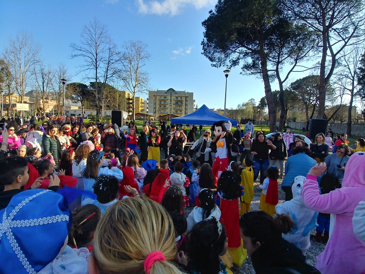 Come festeggiare il primo Carnevale di un bambino 