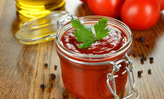 Passata di pomodoro siciliana, la ricetta della tradizione che non pas