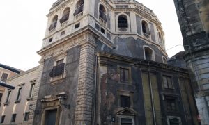 Facciata Della Badia di Santa Chiara