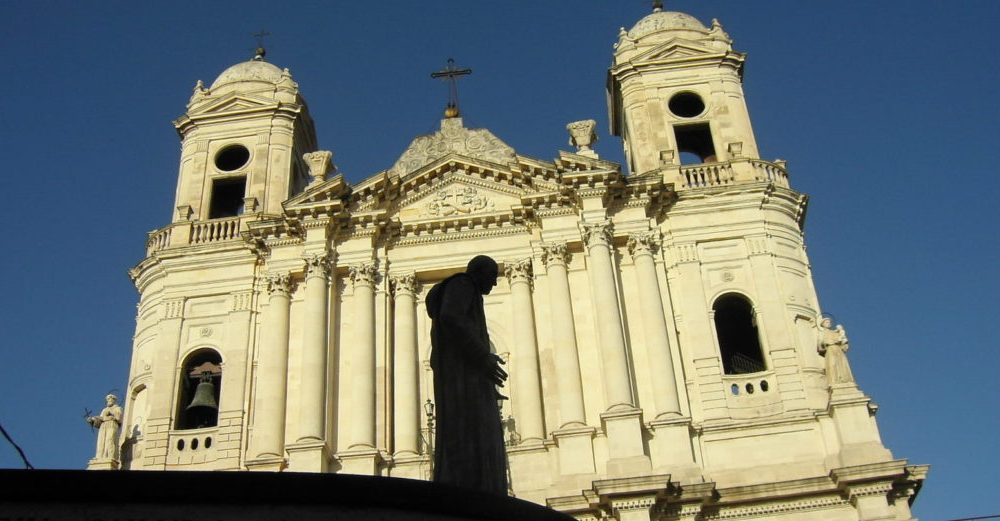 La Chiesa di San Francesco all'Immacolata, eretta per volere di Eleonora d'Angiò