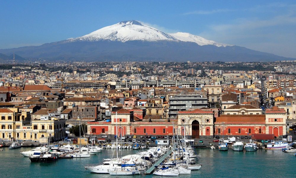 Investimenti e skyline della città dicatania